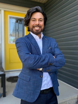 Portrait of Sandeep Tahim, Associate.